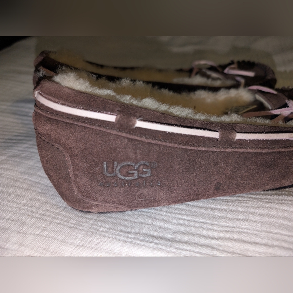 UGG Sheepskin Moccasin Dakota Chocolate Brown Suede Slippers Sz 10 # 5466 - Picture 7 of 10